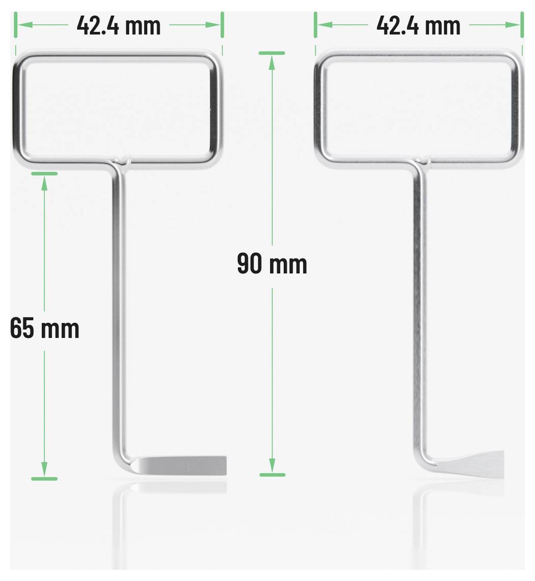Boční pohled na diagram dvou kovových klipů nebo stojánků, z nichž každý je označen šířkou 42,4 mm a výškou 90 mm, přičemž jeden ukazuje 65 mm od vrcholu k ohybu.