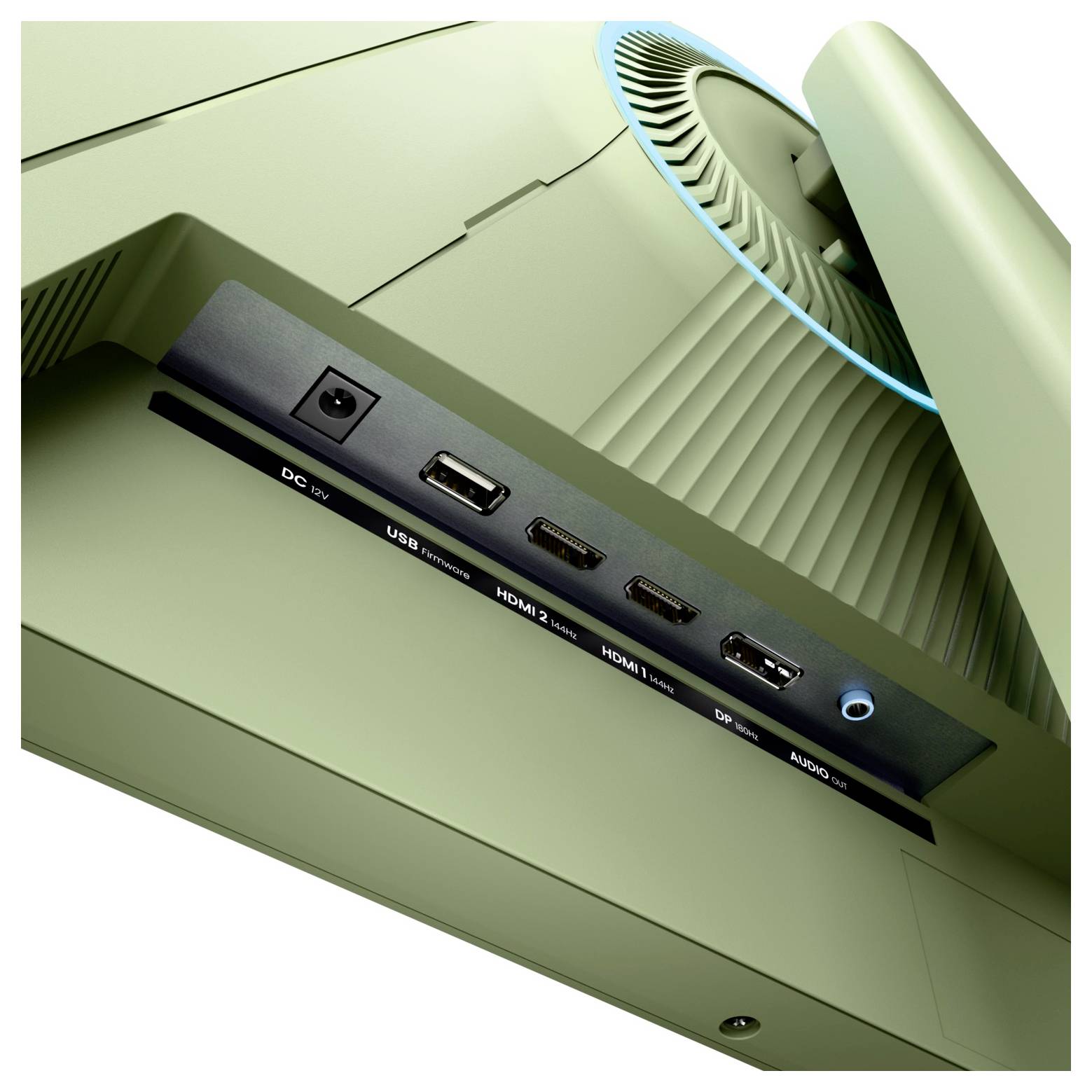 Detailní pohled na zadní panel portů monitoru zobrazující napájecí vstup, USB, dva HDMI porty, DisplayPort a audio vstupy.