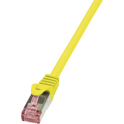 Žlutý síťový kabel s konektorem RJ45, často používaný pro ethernetová připojení v počítačových sítích.
