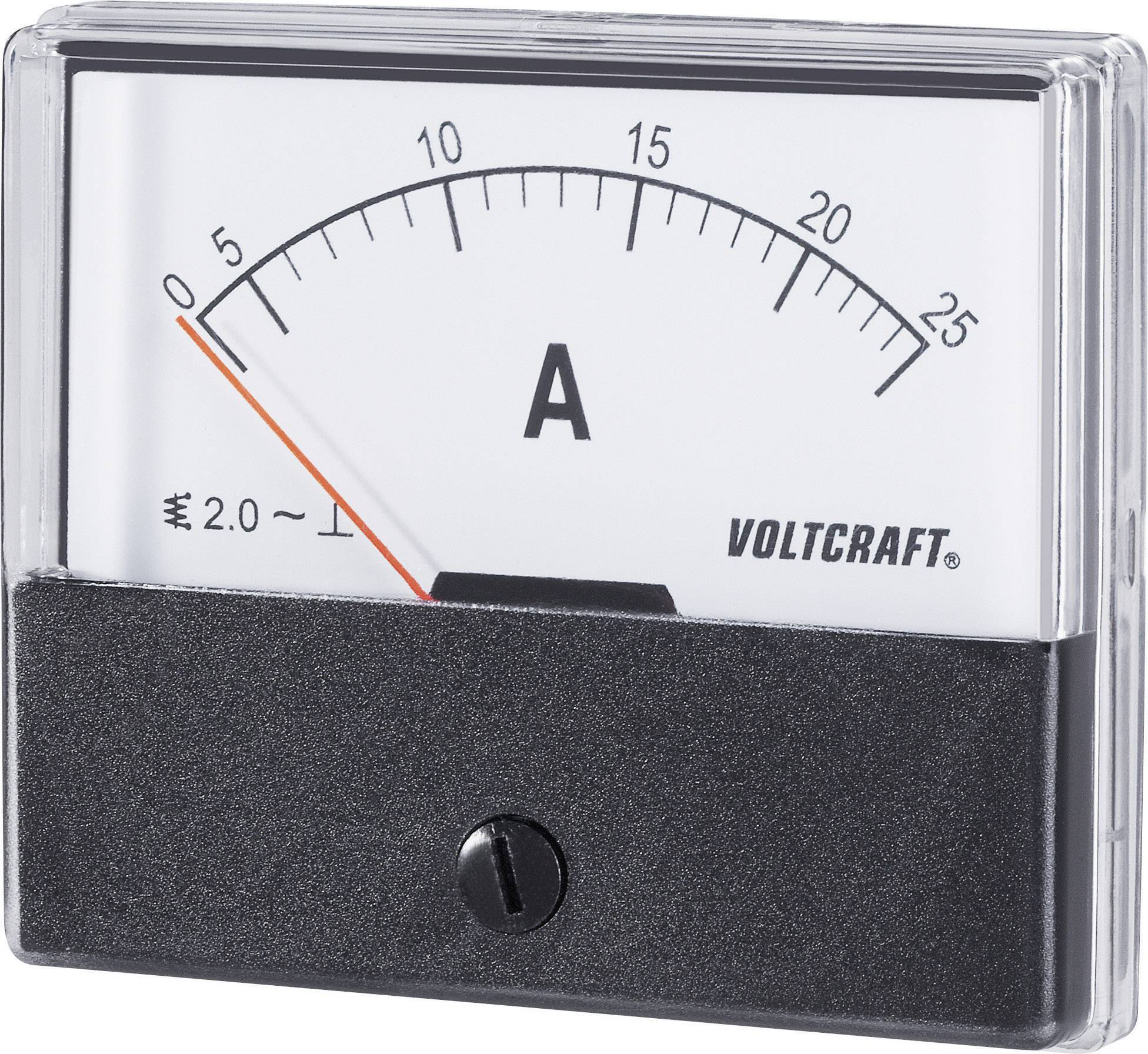 Analogový ampérmetr se stupnicí od 0 do 25 podél horní křivky a 0 až 2 dole, zobrazuje intenzitu proudu. Značka: Voltcraft.
