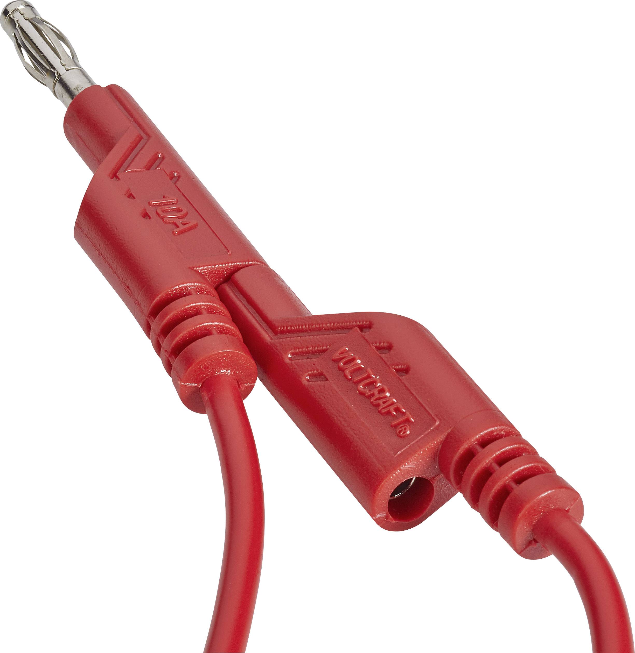 Červený kabel s krokosvorkou a konektorem pro elektronické testování, na bílém pozadí.