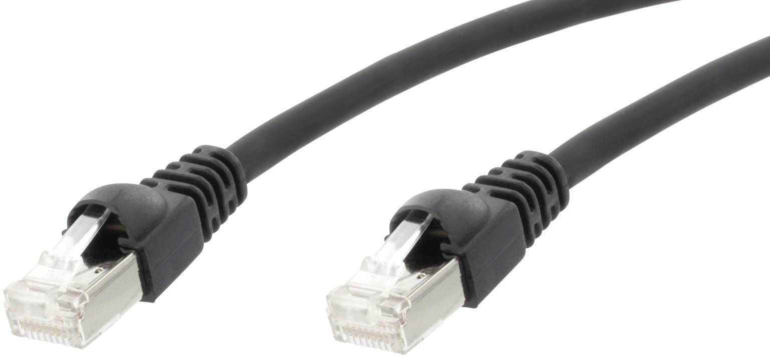 Černý ethernetový kabel se dvěma konektory RJ45, který se používá pro připojení síťových zařízení.