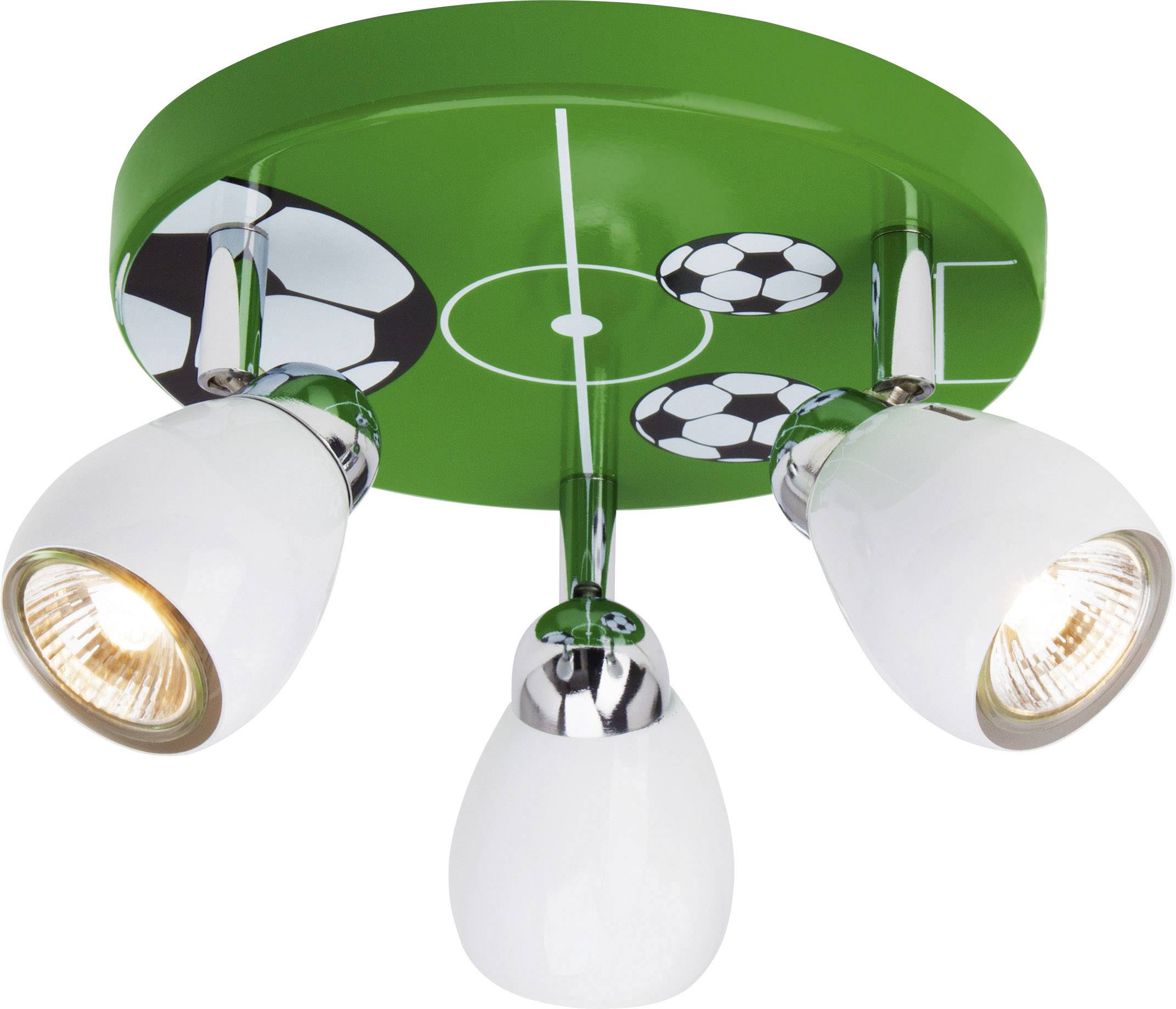 Stropní svítidlo s designem zeleného fotbalového hřiště, kde jsou připevněny tři bílé lampy ve stylu reflektorů.