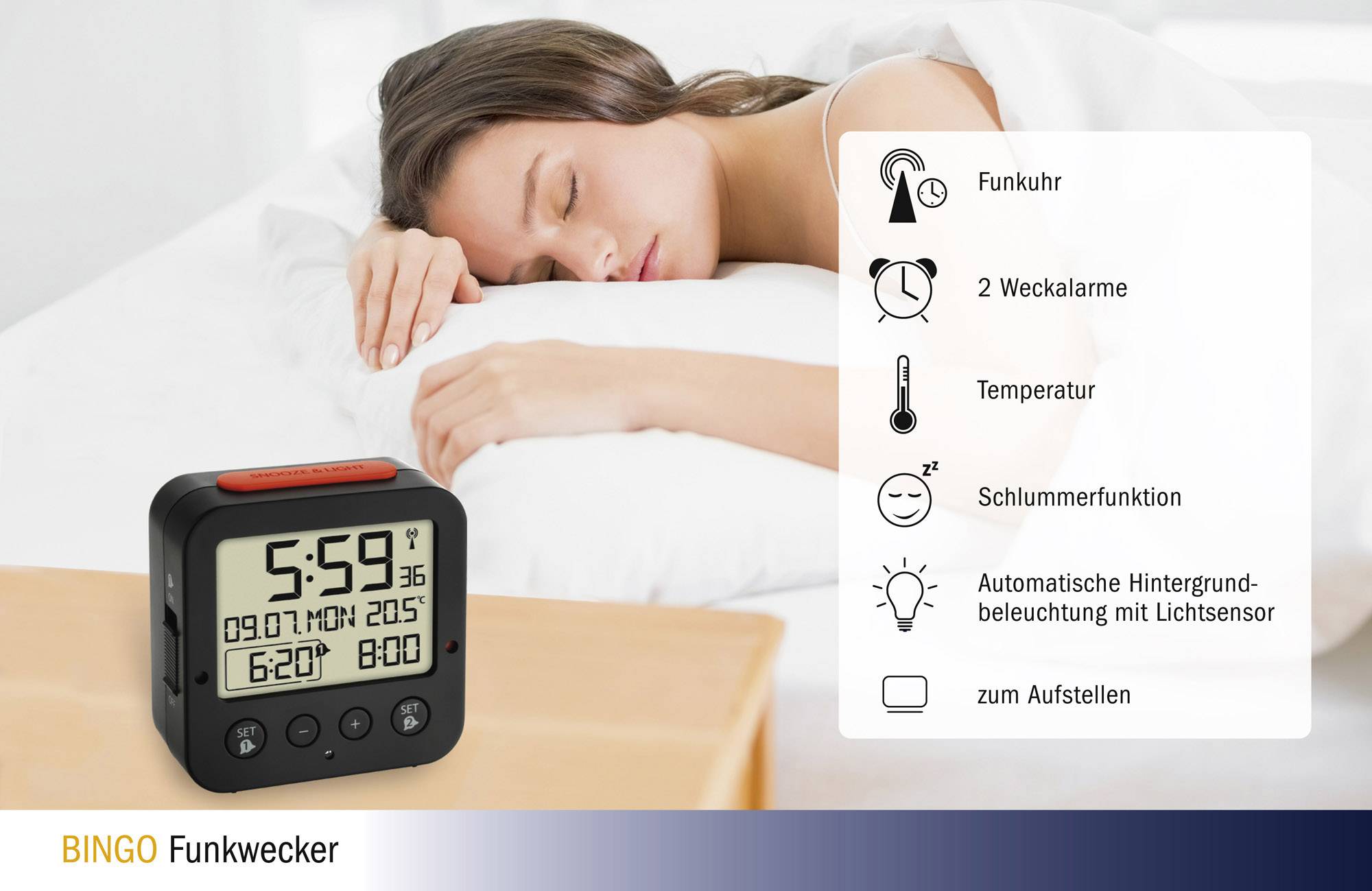 Spící osoba vedle digitálního rádiového budíku s displejem zobrazujícím čas, datum a funkce budíku. Funkce: rádiový budík, 2 budíky, teplotní displej, funkce odloženého buzení, automatické podsvícení displeje.