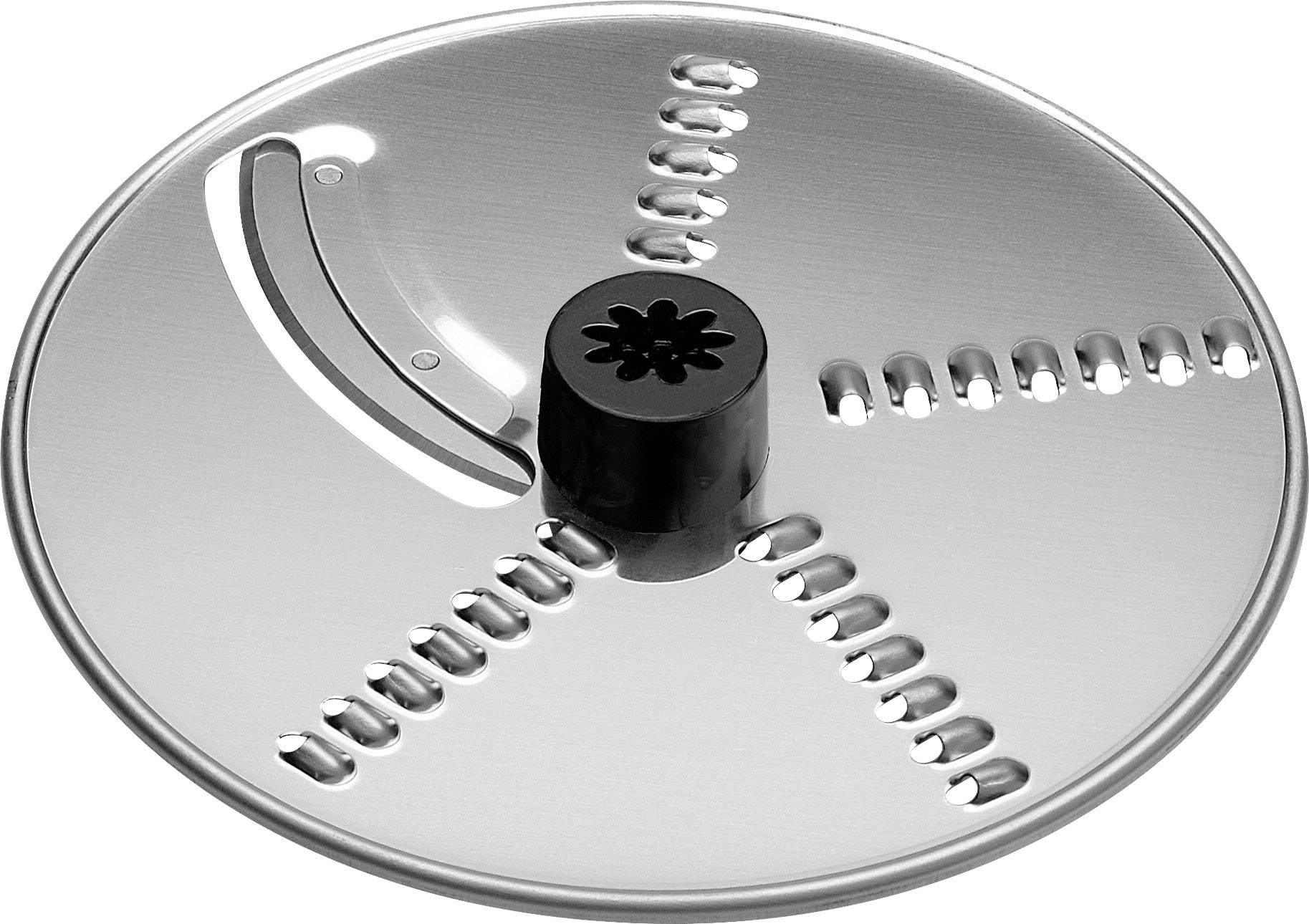 Kulatý kovový disk sloužící jako řezná deska do kuchyňského robotu, s různými otvory a centrálním černým vložením.