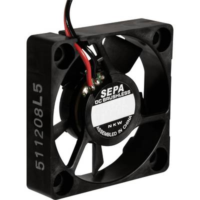 Černý SEPA DC bezkartáčový ventilátor s červenými a černými vodiči, označený štítkem '511208L5', namontovaný v krytu.