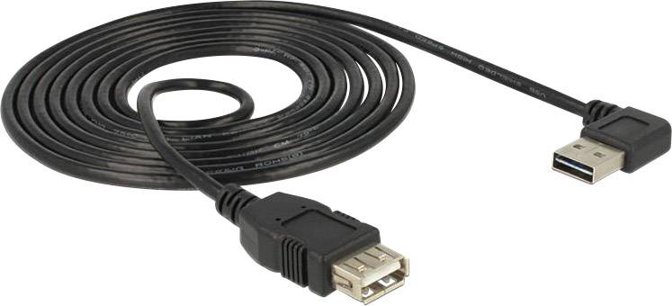 Dlouhý černý USB kabel se standardní USB zástrčkou a USB zásuvkou, vhodný pro přenos dat a nabíjení.