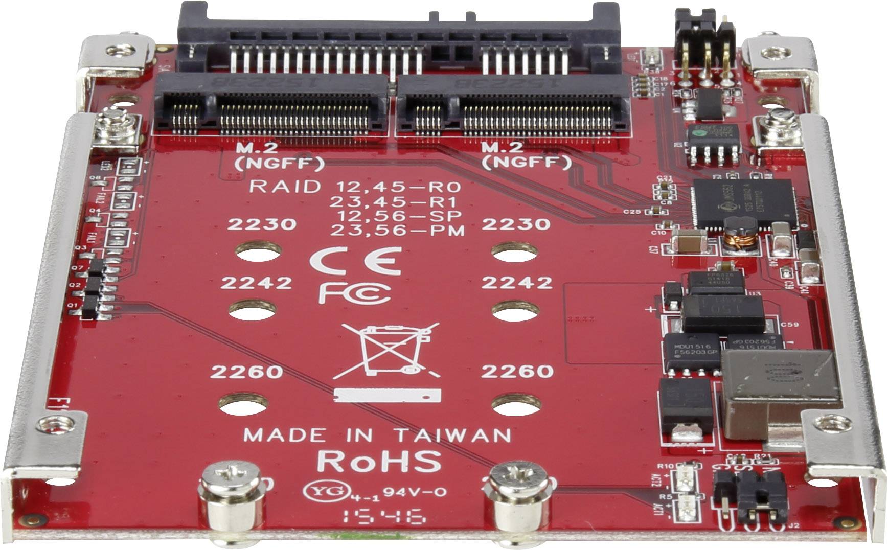 Červená adaptérová karta s M.2 a NGFF sloty, potisk 'RAID' a 'Vyrobeno na Taiwanu', obsahuje různé elektronické komponenty.