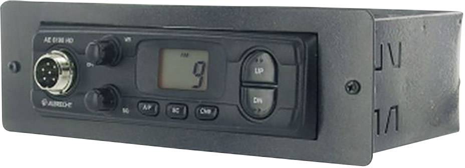 Černé elektronické zařízení s LCD displejem zobrazujícím číslo '9', pravděpodobně ovládací panel FM rádia.