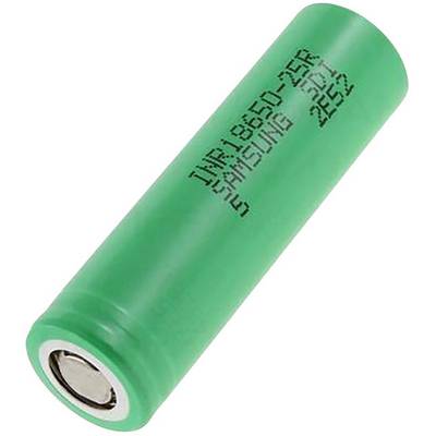 Zelený lithium-iontový akumulátor válcovitého tvaru, se stříbrným kontaktem a potiskem 'INR18650-25R'. Často používaný v elektronických zařízeních.