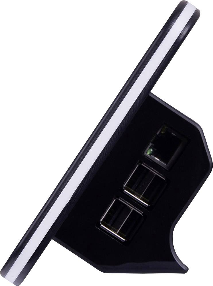 Boční pohled na síťové zařízení s několika ethernetovými porty, umístěné na nakloněném stojanu.