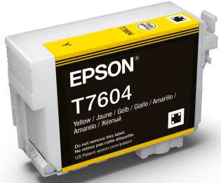 Inkoustová cartridge Epson, model T7604, žlutá. Obsahuje asijské a evropské jazykové označení a čárový kód.