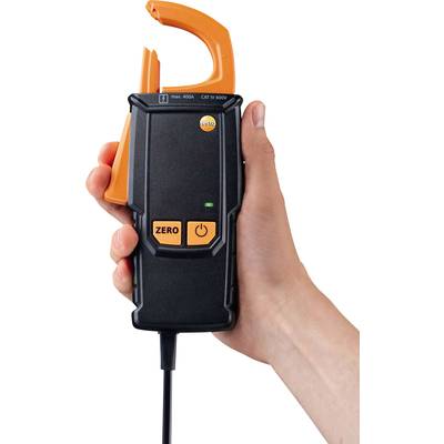 Osoba drží elektrický měřicí přístroj s kleštěmi, který obsahuje tlačítka pro nulový bod a zapnutí/vypnutí, vhodný pro max. 400A, CAT IV 600V.