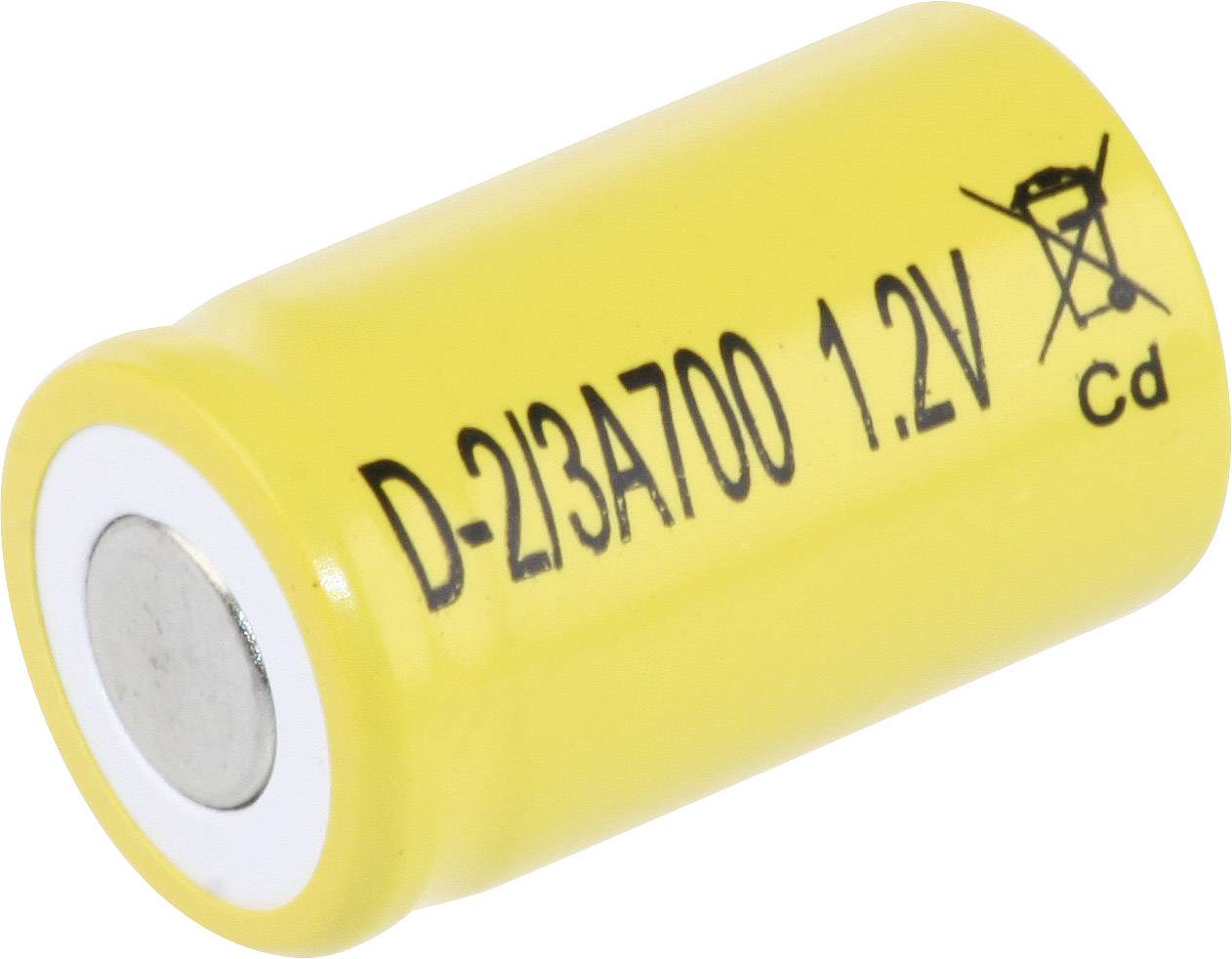 Žlutý dobíjecí akumulátor s nápisem 'D-2/3A700 1.2V'. Nahoře symbol přeškrtnutého odpadkového koše. Vhodný pro elektrické přístroje.