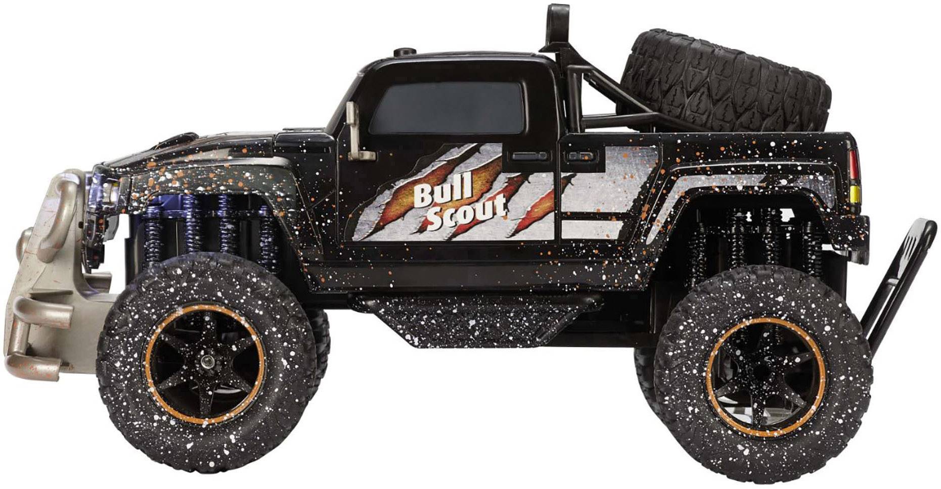 Černý hračkářský monster truck s oranžovými akcenty a nápisem 'Bull Scout' na boku. Velká, robustní kola.