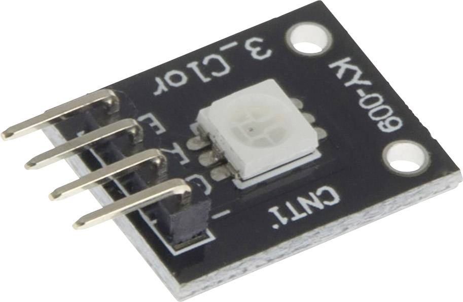 Modul KY-009 RGB LED ukazuje tři připojovací piny a RGB LED na malé desce plošných spojů, používané v elektronických projektech.