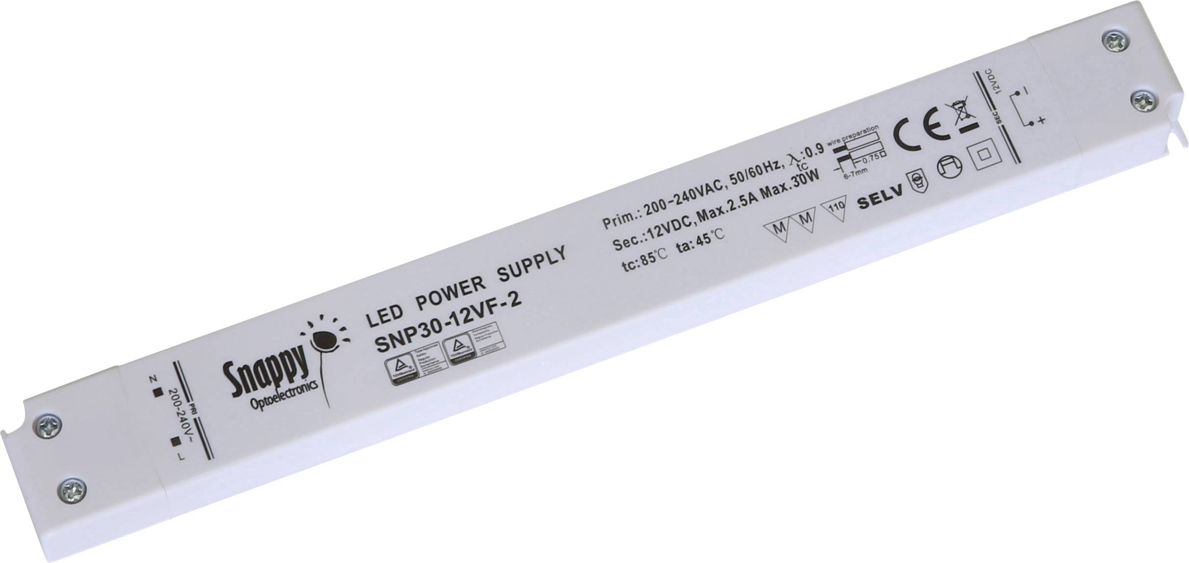 Úzký LED napájecí zdroj od Snappy s 12V-24V, 3A-3,8A. Bílá kovová konstrukce s přípojkami a bezpečnostními označeními.