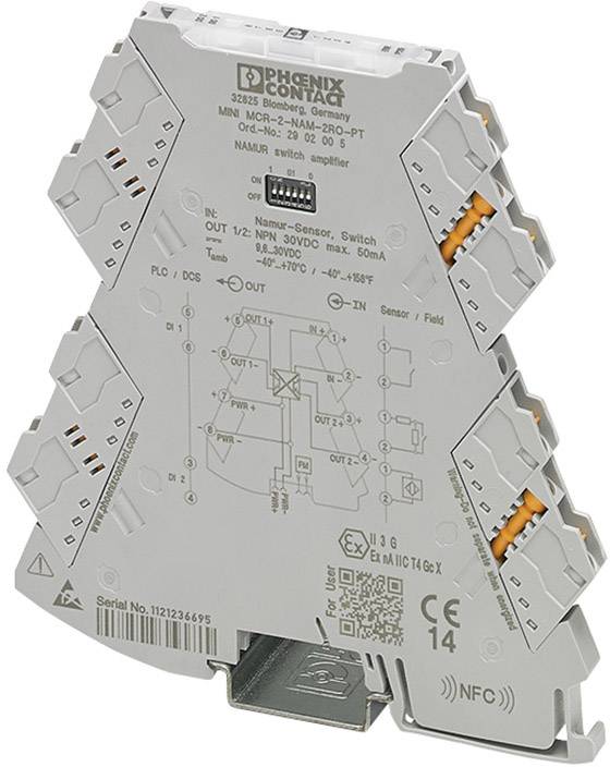 Elektronický spínací zesilovač od Phoenix Contact, model MCR-2-2NAM-2RO-PT. Kompaktní provedení s několika konektory.