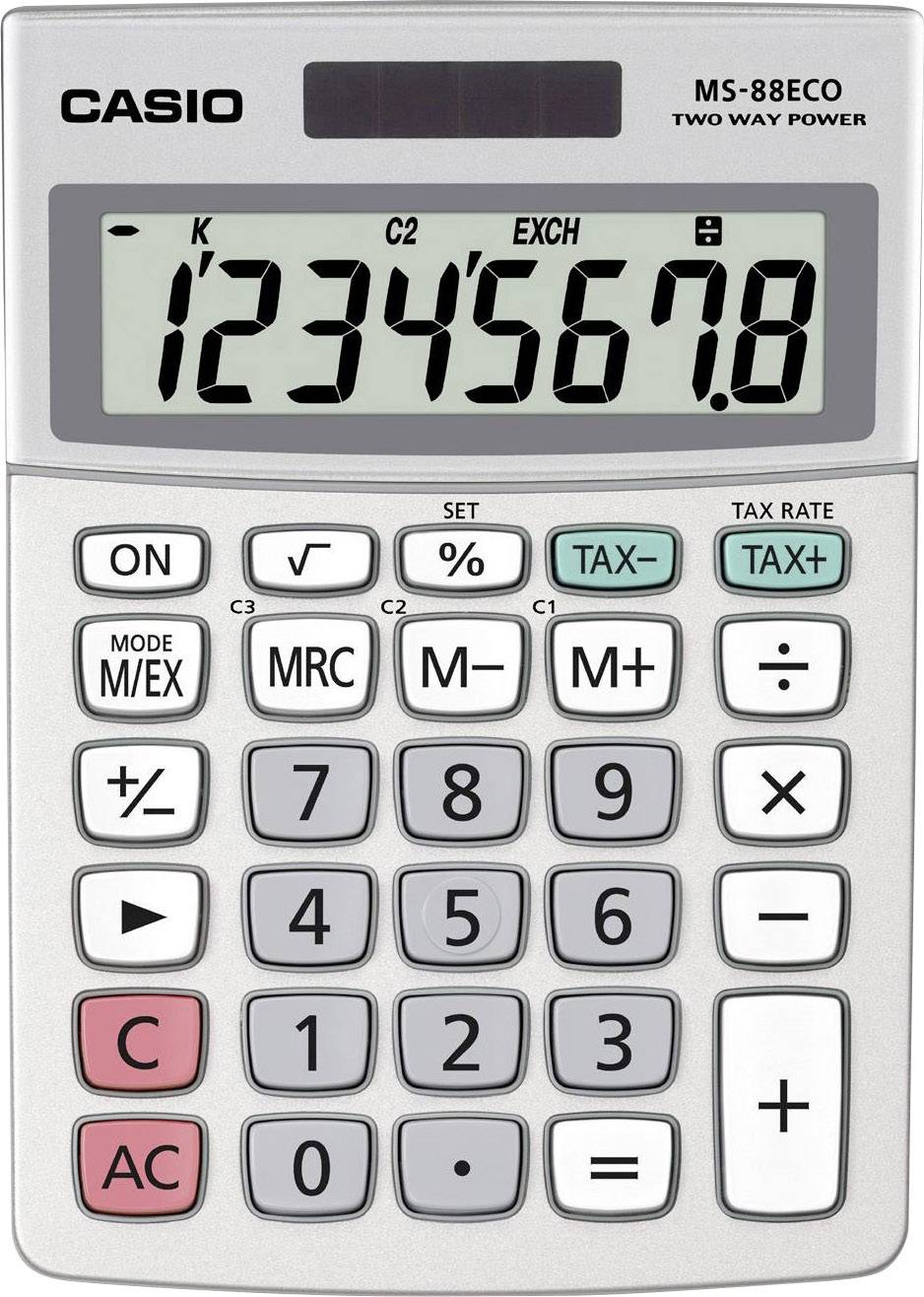Stříbrný kalkulátor s černým displejem ukazuje číslice '1234567,8'. Má barevné klávesy pro matematické funkce.