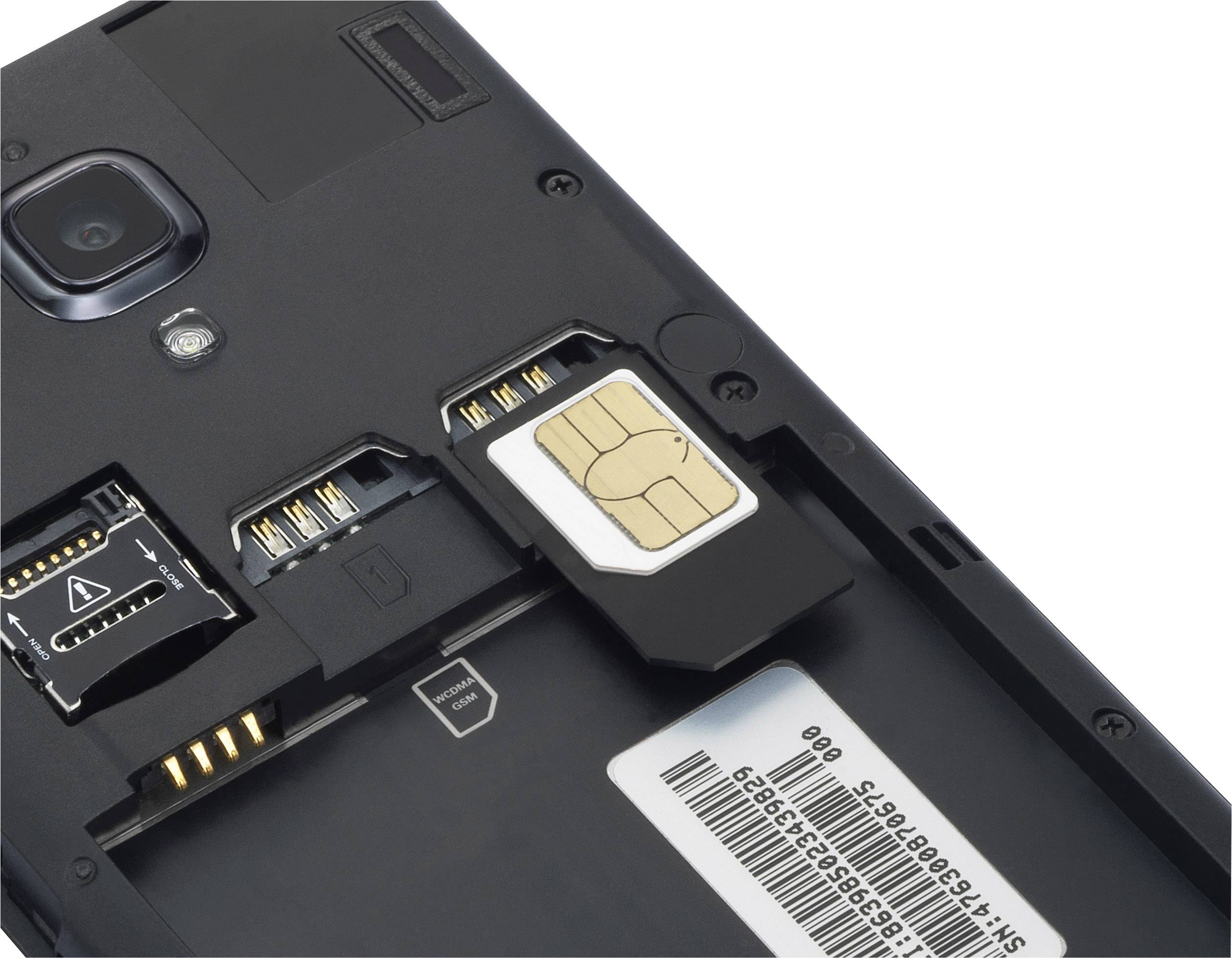 Vyjmuté šuplíčko na SIM kartu v mobilním telefonu zobrazuje vloženou SIM kartu.