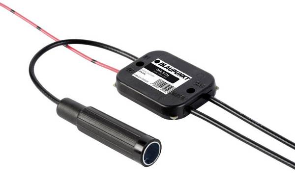 Blaupunkt adaptér pro autoanténu  DIN 150 Ω, SMB konektor   Aktivní se zesílením signálu 2006017472609