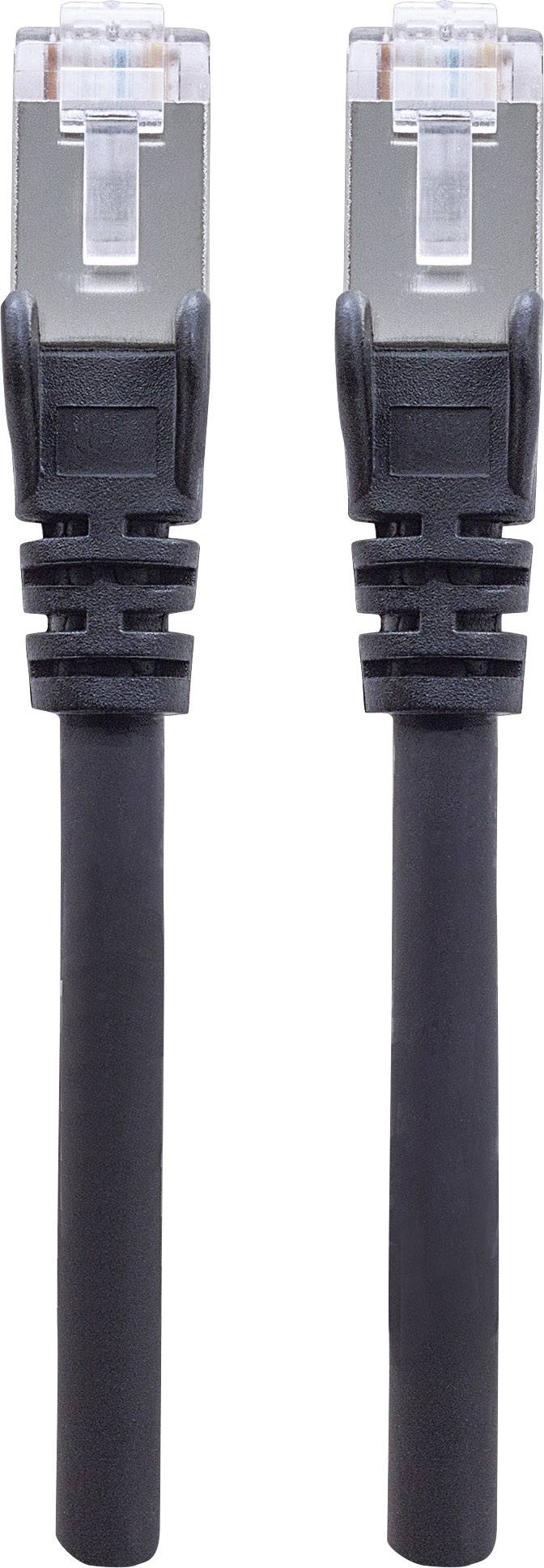Dva černé ethernetové kabely s konektory RJ45, které se používají pro síťové připojení.
