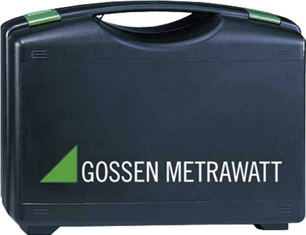 Černý kufřík se zeleným trojúhelníkem a bílým textem 'GOSSEN METRAWATT', pravděpodobně určený k uchovávání měřicích přístrojů.