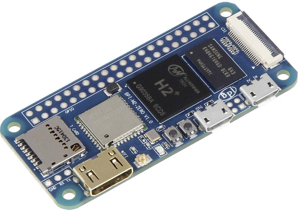 Jeden jednodesková počítač s čipy a konektory, včetně HDMI konektoru, slotu pro microSD kartu a micro-USB konektoru.