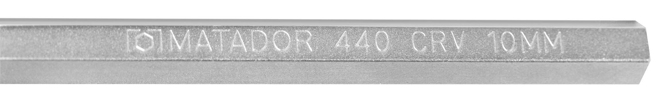 Šestihranná prodlužovací nástavec s gravírováním 'MATADOR 440 CRV 10MM', vyrobený z lesklého kovu, slouží k prodloužení nářadí.