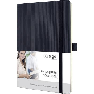 Černý zápisník s gumičkou. Na obalu je napsáno 'Conceptum notebook'. Žena drží podobnou knihu v ruce.