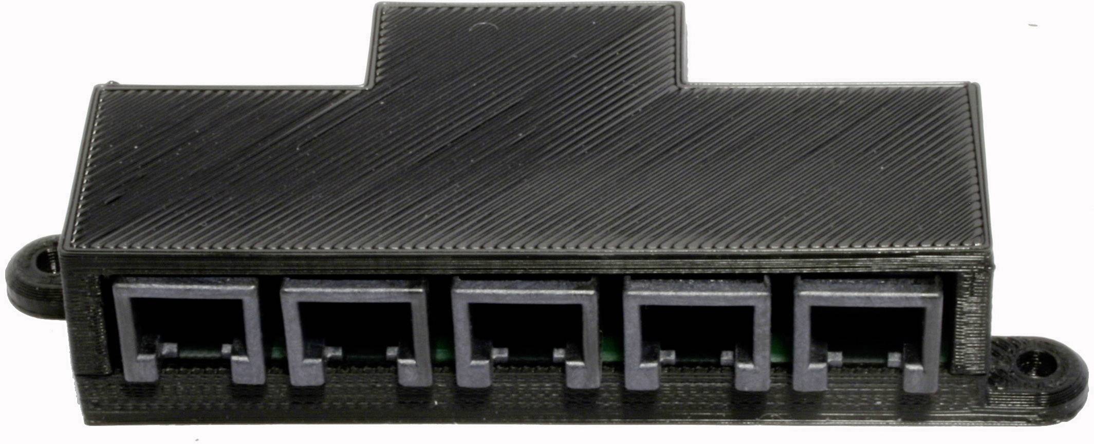 Pětportový síťový rozbočovač pro kabely RJ45, který sdružuje několik ethernetových kabelů do jediného zařízení.