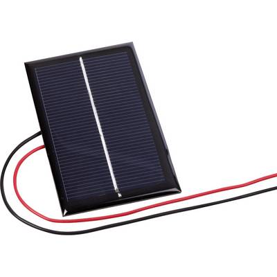 Malý solární panel s červeným a černým kabelem, zobrazený jednotlivě.
