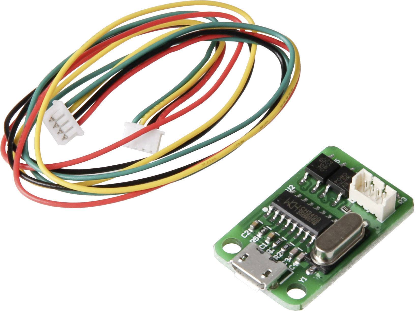 Vystavený USB modul s elektrickým obvodem a připojenými barevnými vodiči.