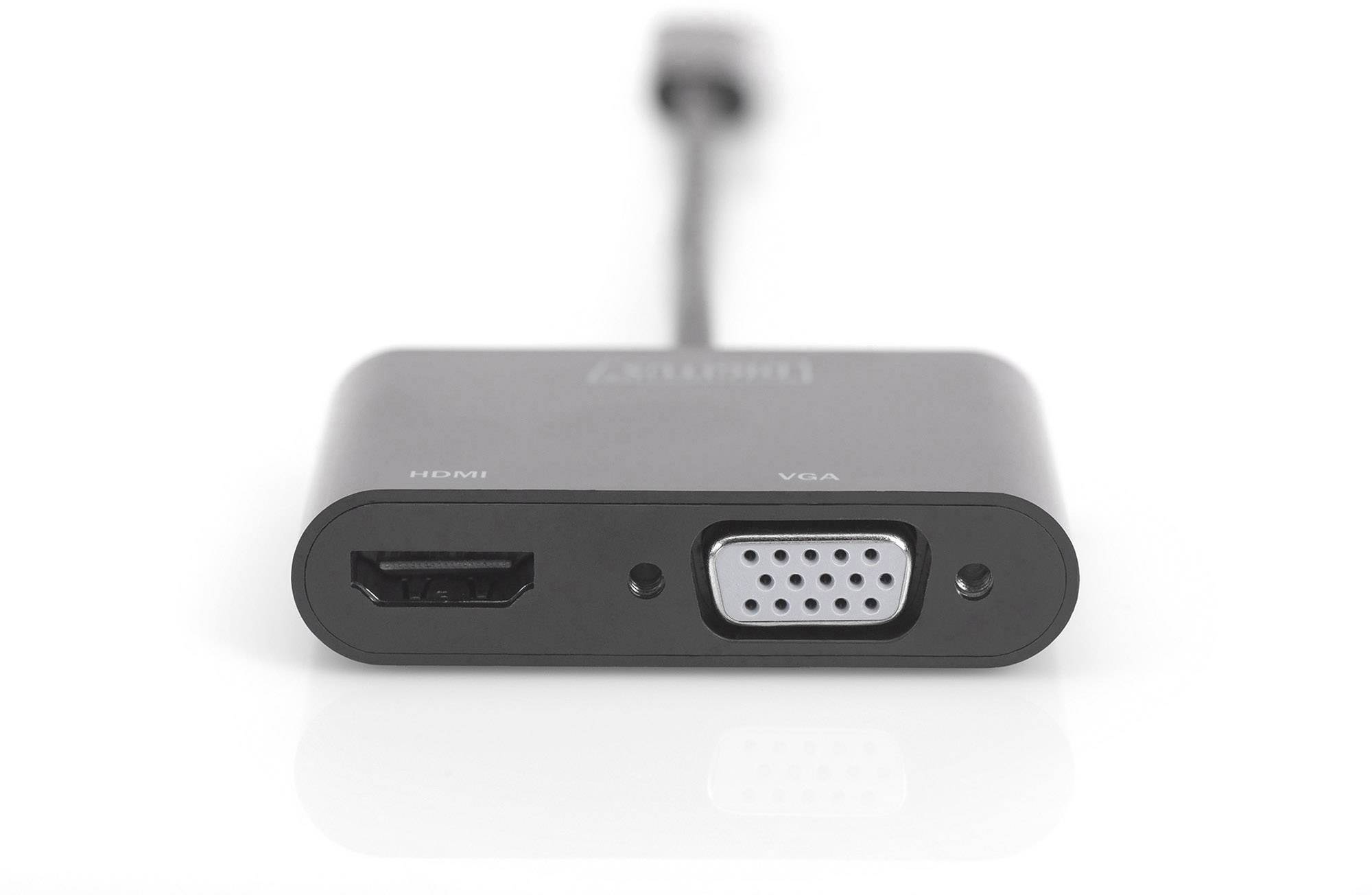 Černý adaptér s HDMI a VGA konektory.
