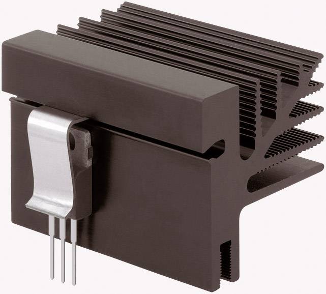 Chladič s žebry pro odvod tepla, namontovaný na elektronické součástce se třemi konektory.