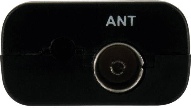 Černý konektor s nápisem 'ANT', pravděpodobně pro anténu, v detailním záběru, umístěný uprostřed obrazu.