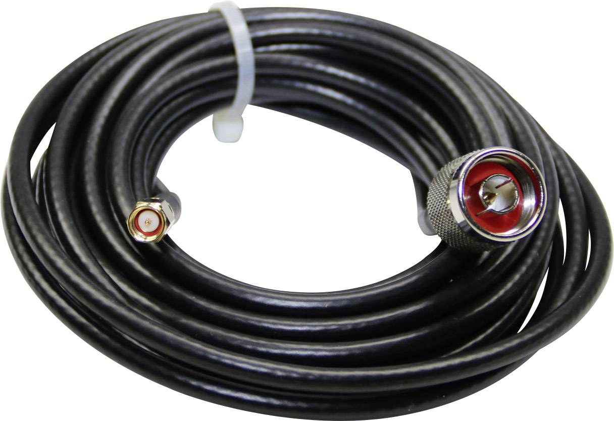 Dlouhý černý koaxiální kabel s UHF a SMA konektory na koncích, svinutý a stažený páskou na kabely.