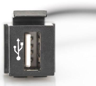 USB port s symbolickým logem USB, umístěný na bílém povrchu.