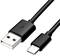 Černý USB kabel s USB-A konektorem na jedné straně a USB-C konektorem na straně druhé.