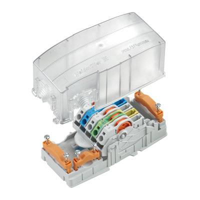 Průhledný elektrický konektor s barevně označenými svorkami pro snadné připojení vodičů. Pouzdro je zcela průhledné.