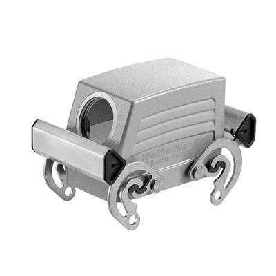 Průmyslové kovové rozvodné skříně obdélníkového tvaru s bočními pákami a firemním logem uprostřed.