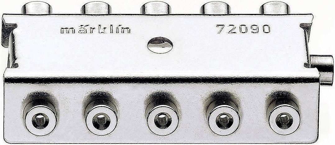 Stříbrná modelářská kolejnice s pěti svorkami, nahoře nápis 'märklin 72090'.