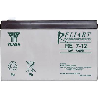 Olověný akumulátor s nápisem 'Yuasa'. Specifikace: RE 7-12, 12V, 7.0Ah. Bezpečnostní upozornění: Zabraňte zkratu, nepoužívejte v uzavřeném prostoru.