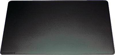Černý laptop pohledem shora, zavřený.
