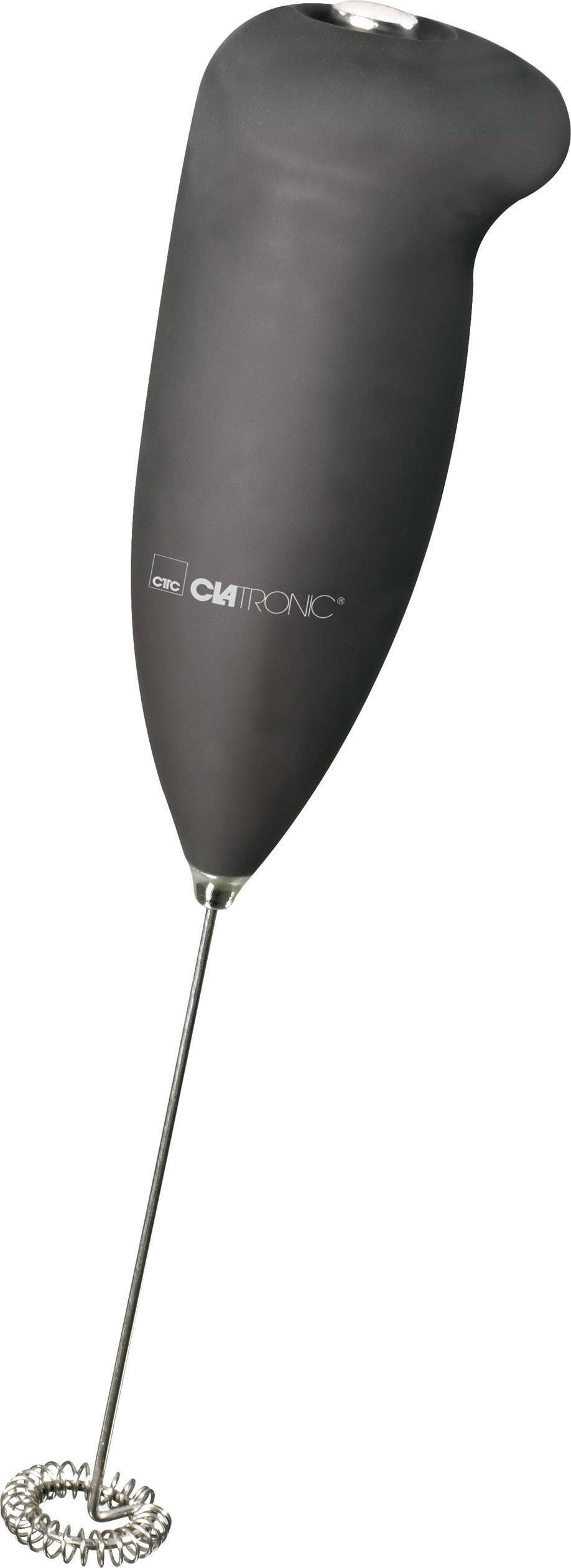 Černý elektrický napěňovač mléka s ergonomickou rukojetí a kovovým šlehačem, vhodný pro napěnění mléka do kávových nápojů.