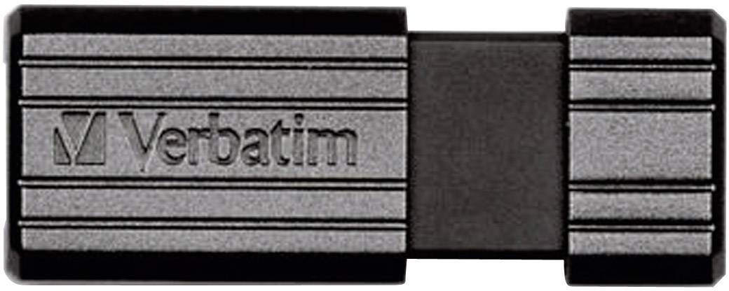 Černý USB flash disk značky Verbatim s uzavřeným konektorem, obdélníkovitého tvaru a s vroubkovaným povrchem.