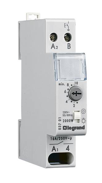 Elektrický modul od Legrand, 16A/250V spínací relé pro montáž do rozvaděče, zobrazuje svorky A1, A2, B a regulátor napětí.