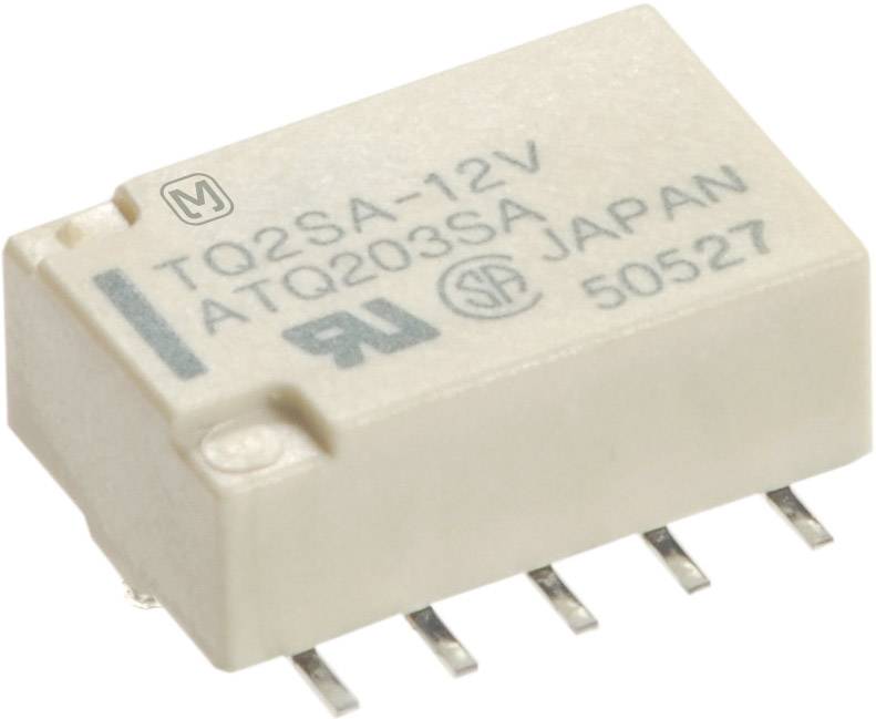 Mikrorelé TQ2SA-12V, ATQ203SA, vyrobeno v Japonsku, se šesti kovovými kolíky pro elektronické spínací aplikace.