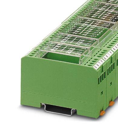 Zelený elektronický připojovací blok s více elektrickými konektory a průsvitnými kryty, používaný pro zapojování rozváděčů.