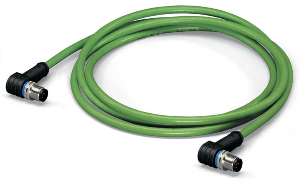 Zelený průmyslový elektrický kabel se dvěma úhlovými konektory na koncích, který je zobrazen navinutý.